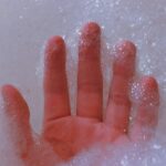 Kako ublažiti bolove u kolenima – Prirodni i medicinski pristupi koji zaista pomažu