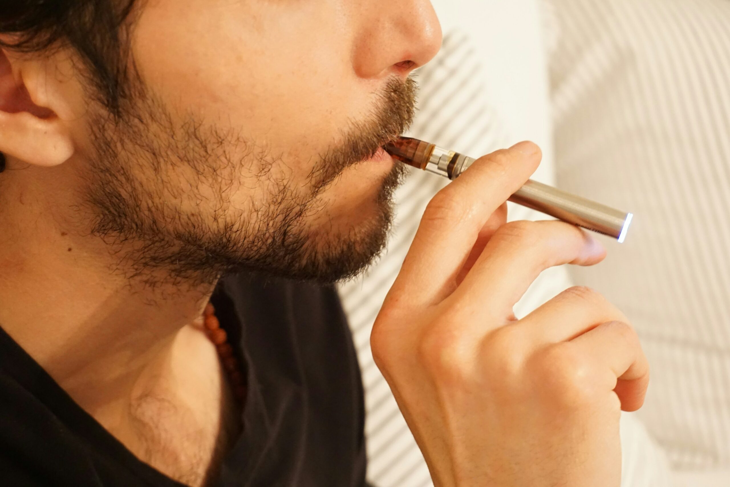 Vejping i elektricne cigarete zavisnosti